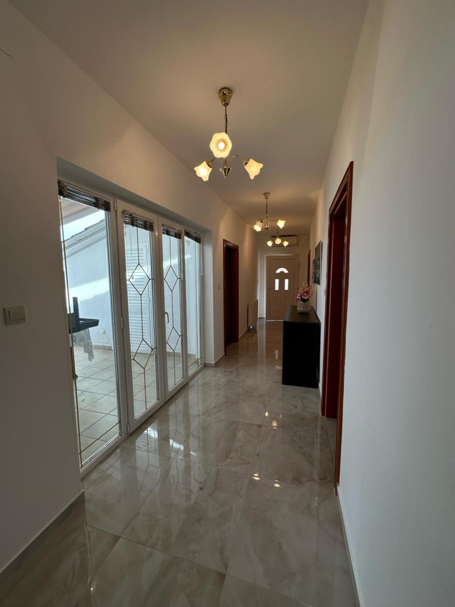 Apartmani Sandra Malinska Sveti Vid-Miholjice Exterior foto